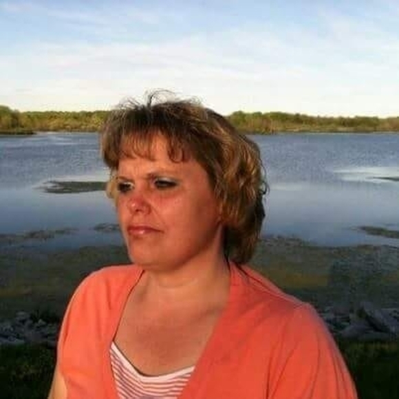 Meet your Posher, Tracey - Picture 1 of 1